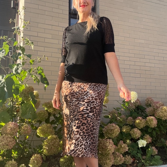 New Black Top for woman NWT - Picture 4 of 4